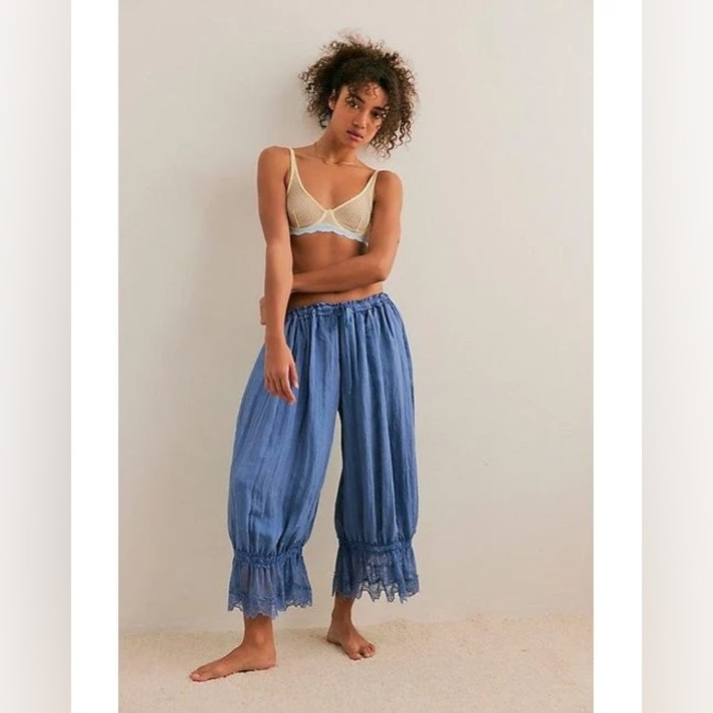 Free People Forever Young Bloomer Pants- Blackbird Blue SOLD OUT Size L NWT